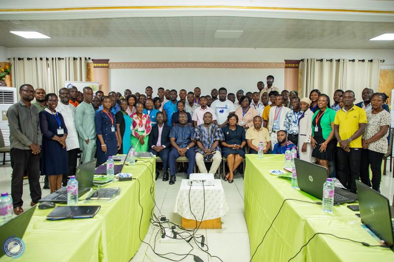 A group photo of participants
