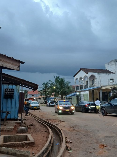 Strom_in_Ghana_on_02_04_2025_v2